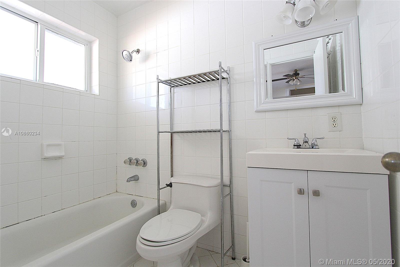 11233 Southwest 7th Street Miami, FL 33174 - Photo 15 of 16 Gallery Image 15