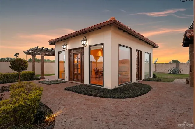 $2,999,000 | 2304 Antigua Drive, Mission, TX 78572