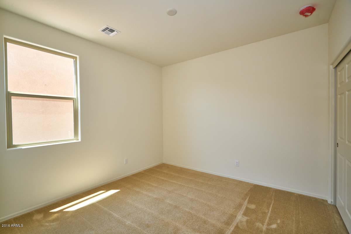 7556 West Darrel Road Laveen, AZ 85339 - Photo 17 of 40 3rd Bedroom