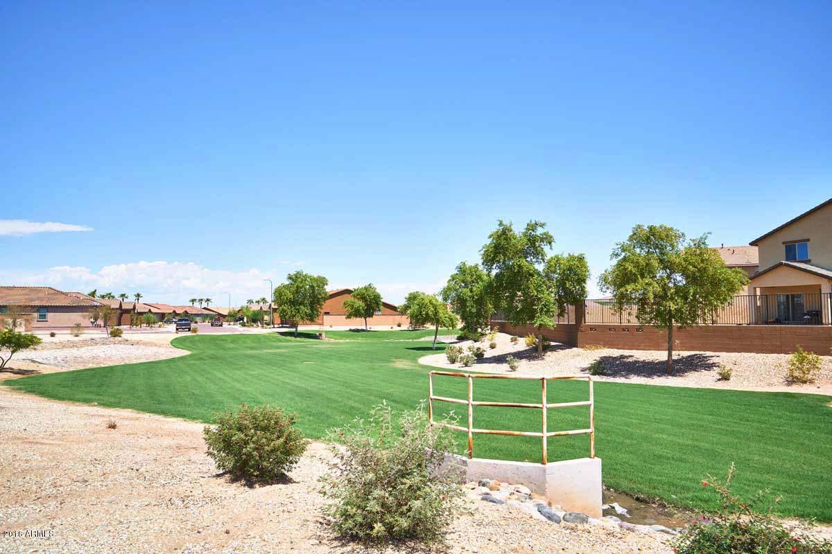 7556 West Darrel Road Laveen, AZ 85339 - Photo 18 of 40 Community-Greenbelt2