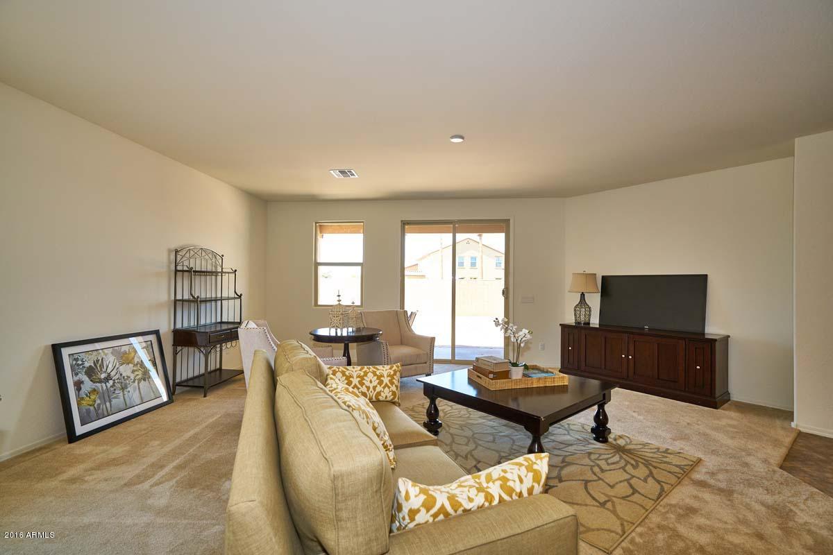 7556 West Darrel Road Laveen, AZ 85339 - Photo 23 of 40 Great Room2