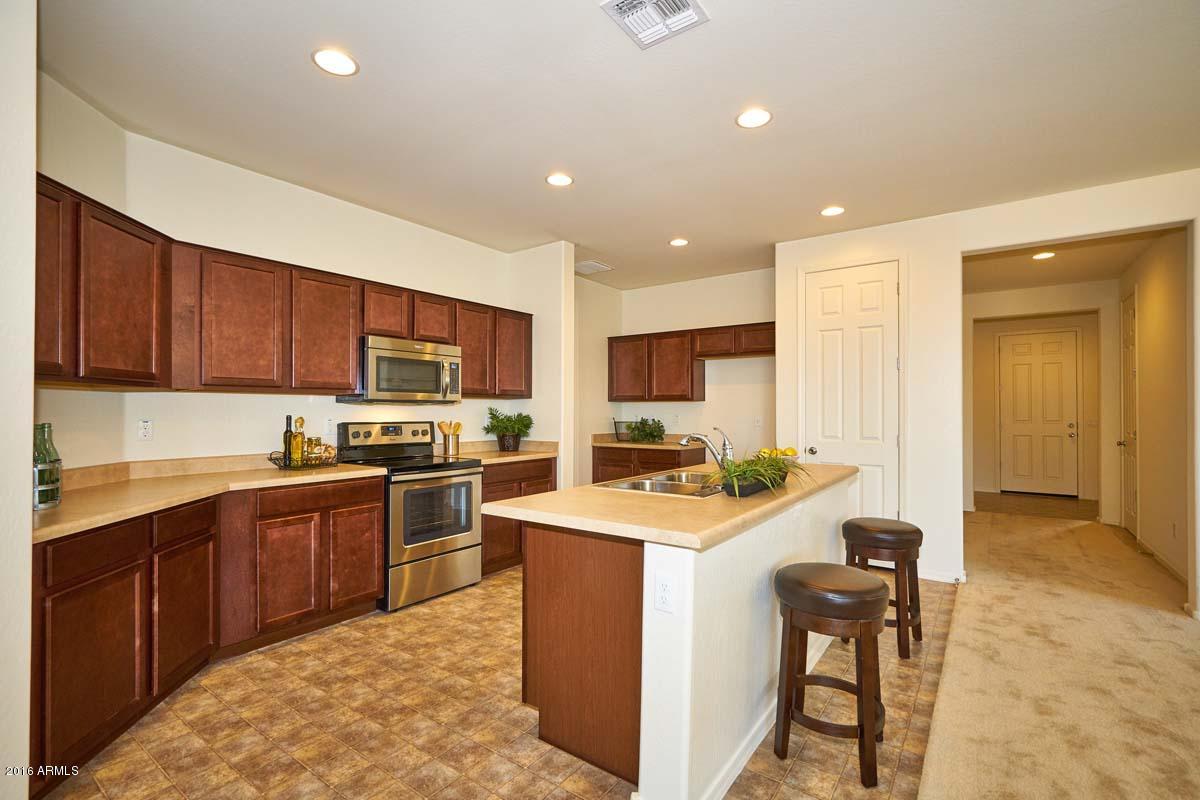 7556 West Darrel Road Laveen, AZ 85339 - Photo 29 of 40 Kitchen Island