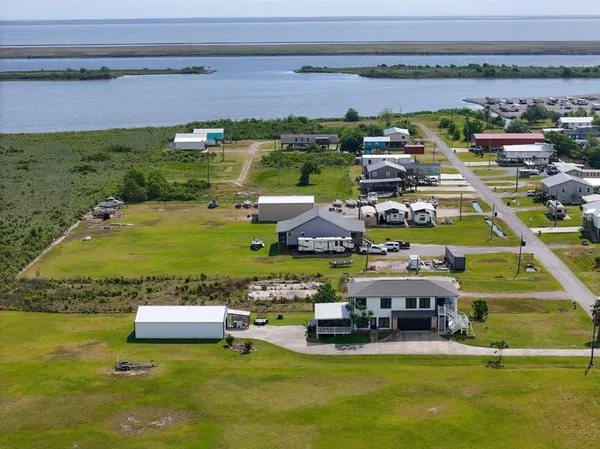 $457,240 | 113 Deltra Hardin Road, Hackberry, LA 70645