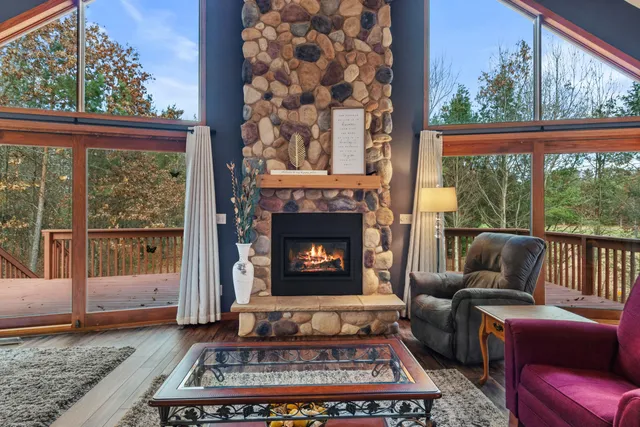 $575,000 | 1194 Archer Avenue, Rome, WI 54457