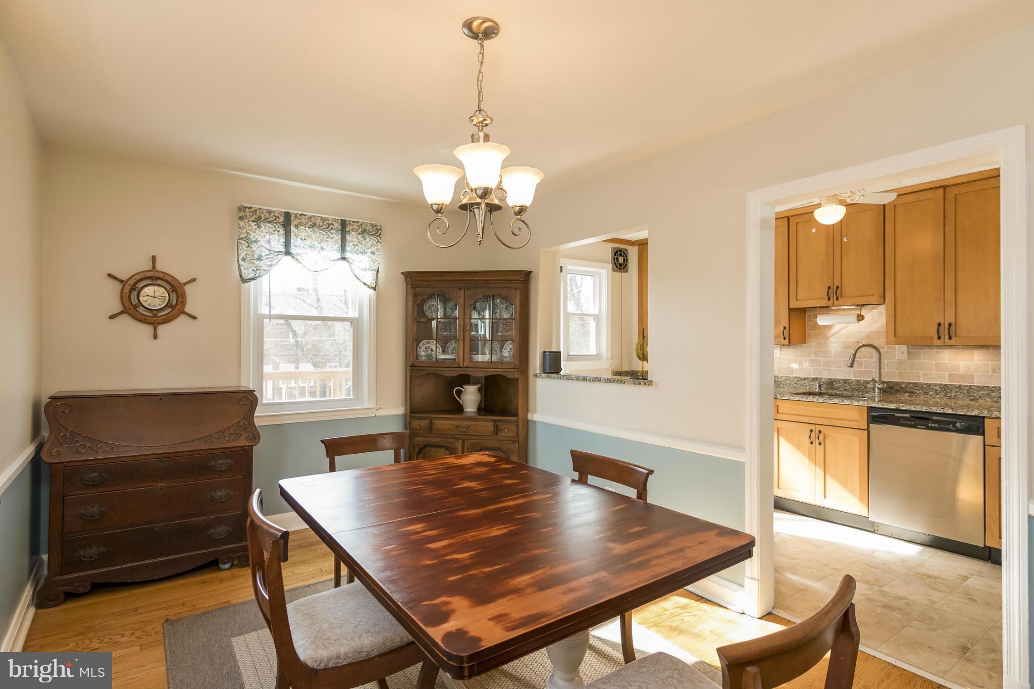 1635 Hardwick Road Towson, MD 21286 - Photo 8 of 29 Dining Room
