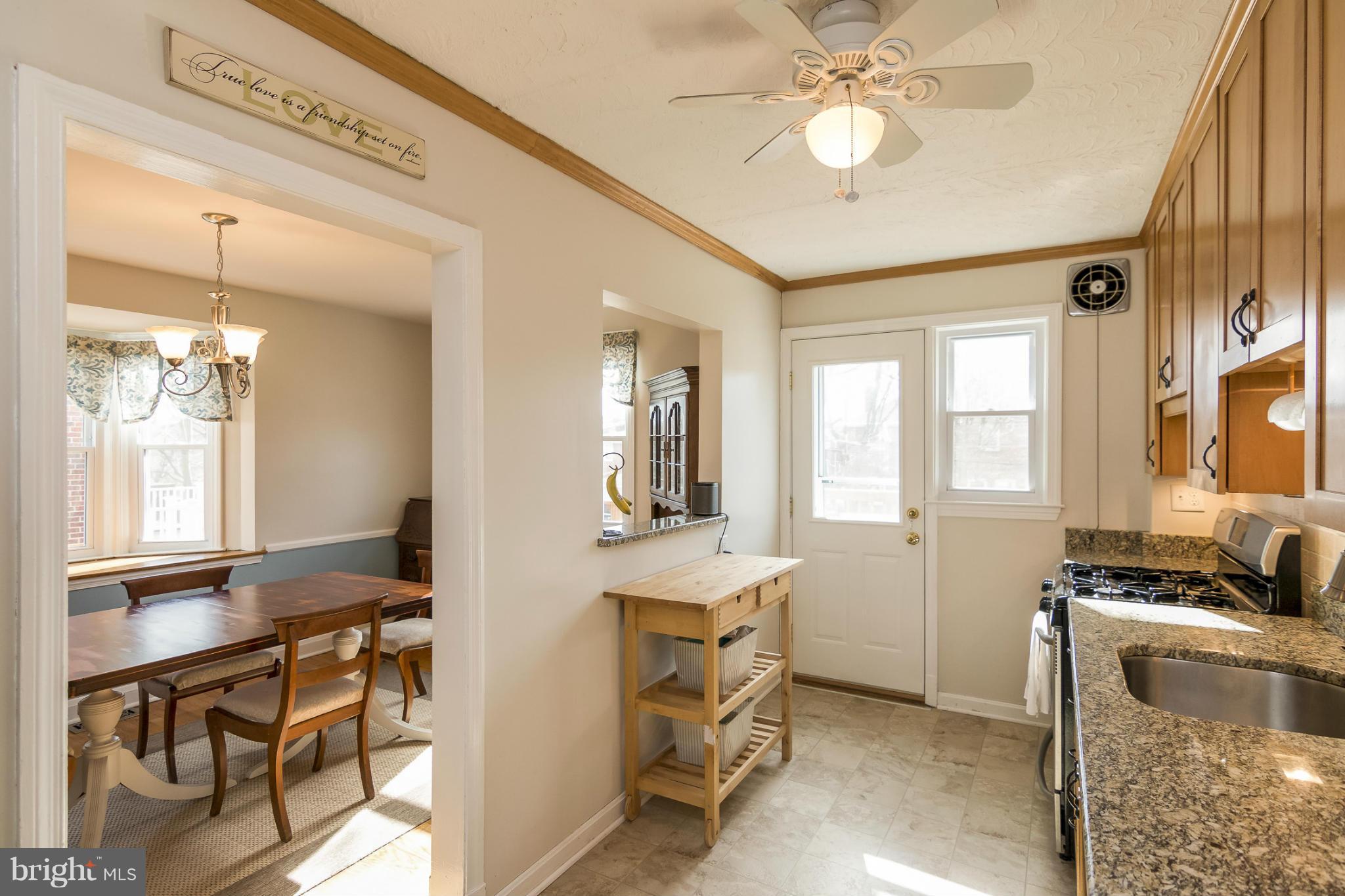 1635 Hardwick Road Towson, MD 21286 - Photo 10 of 29 Kitchen