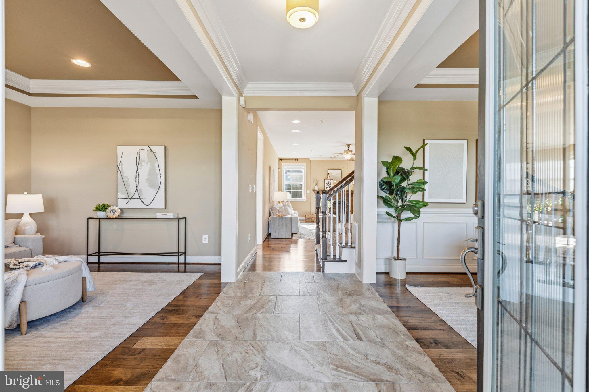 731 Holden Road Frederick, MD 21701 - Photo 5 of 78 Inviting entryway with elegant design.