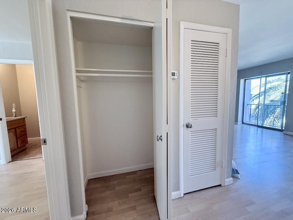 1004 East Osborn Road, Unit E Phoenix, AZ 85014 - Photo 11 of 32 Hallway Closet