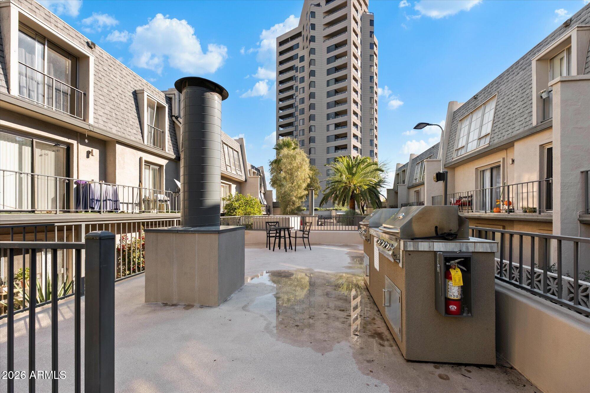 1004 East Osborn Road, Unit E Phoenix, AZ 85014 - Photo 23 of 32 BBQ