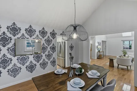 $988,000 | 5 Aspen Circle, Bedford, MA 01730