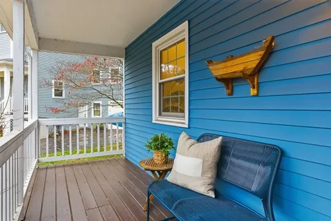 $988,000 | 5 Aspen Circle, Bedford, MA 01730