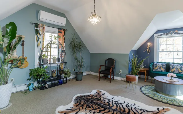 $750,000 | 300 Wentworth Road, Walpole, NH 03608