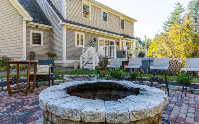 $750,000 | 300 Wentworth Road, Walpole, NH 03608