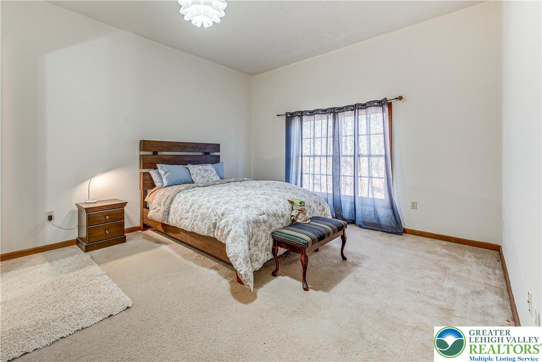 1624 Cotswald Road Tobyhanna, PA 18466 - Photo 20 of 43 Gallery Image 20