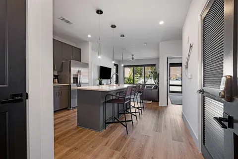 $645,000 | 303 31st Avenue North, Unit 304, Nashville, TN 37203