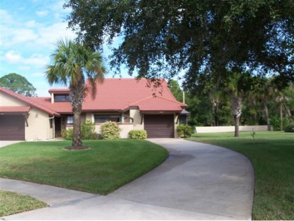 1689 Dawes Road Northeast Palm Bay, FL 32905 - Photo 1 of 11 Primary Photo
