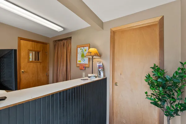 $699,000 | 8612 31st Highway, Ione, WA 99139