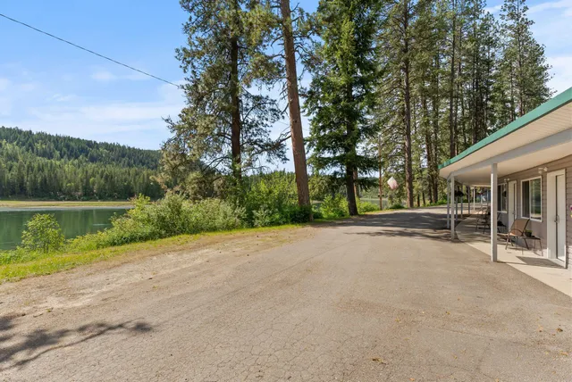 $699,000 | 8612 31st Highway, Ione, WA 99139