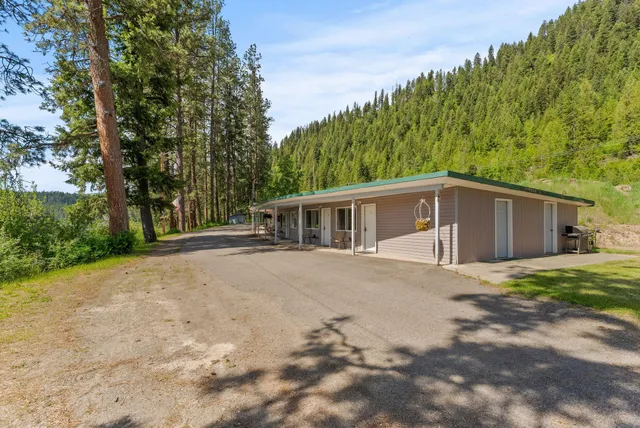 $699,000 | 8612 31st Highway, Ione, WA 99139