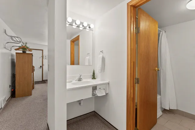 $699,000 | 8612 31st Highway, Ione, WA 99139