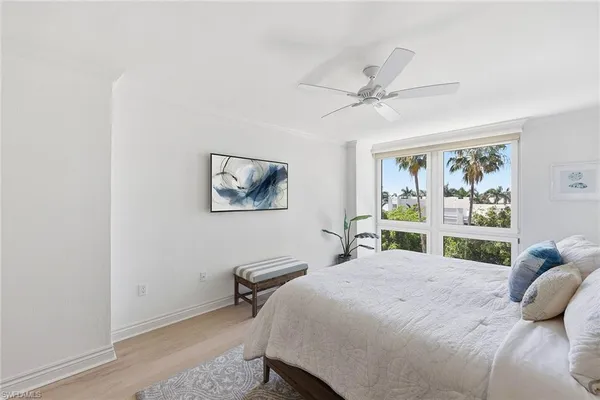 $6,500 | 4031 Gulf Shore Boulevard North, Unit 55, Naples, FL 34103