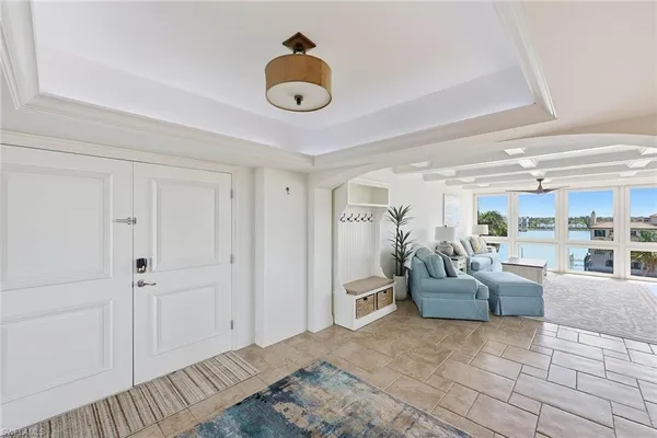 $6,500 | 4031 Gulf Shore Boulevard North, Unit 55, Naples, FL 34103