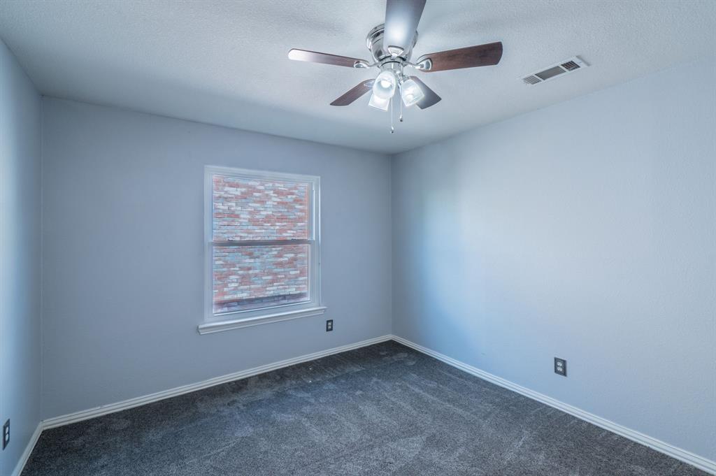 802 Crest Ridge Court Irving, TX 75061 - Photo 22 of 30 Gallery Image 22