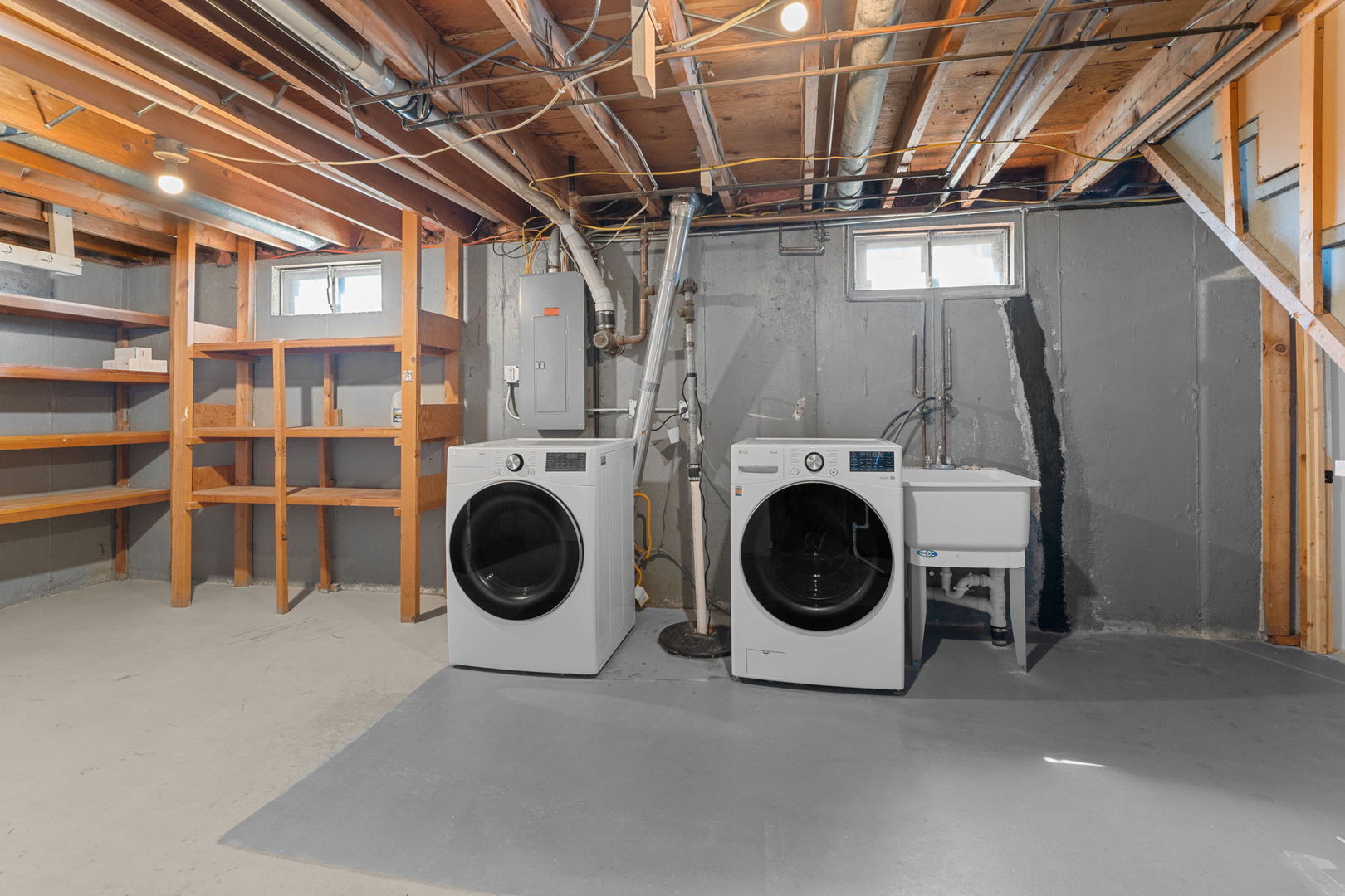 8911 Ramble Road Wonder Lake, IL 60097 - Photo 18 of 36 a utility room with dryer and washer