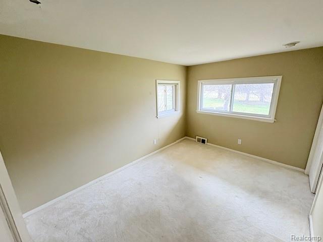 421 Nesbit Lane Rochester Hills, MI 48309 - Photo 9 of 12 Gallery Image 9