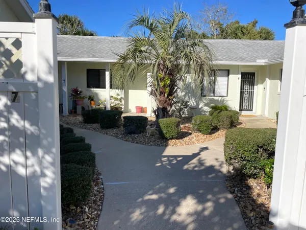 $149,900 | 8 Lake Forest Place, Palm Coast, FL 32137