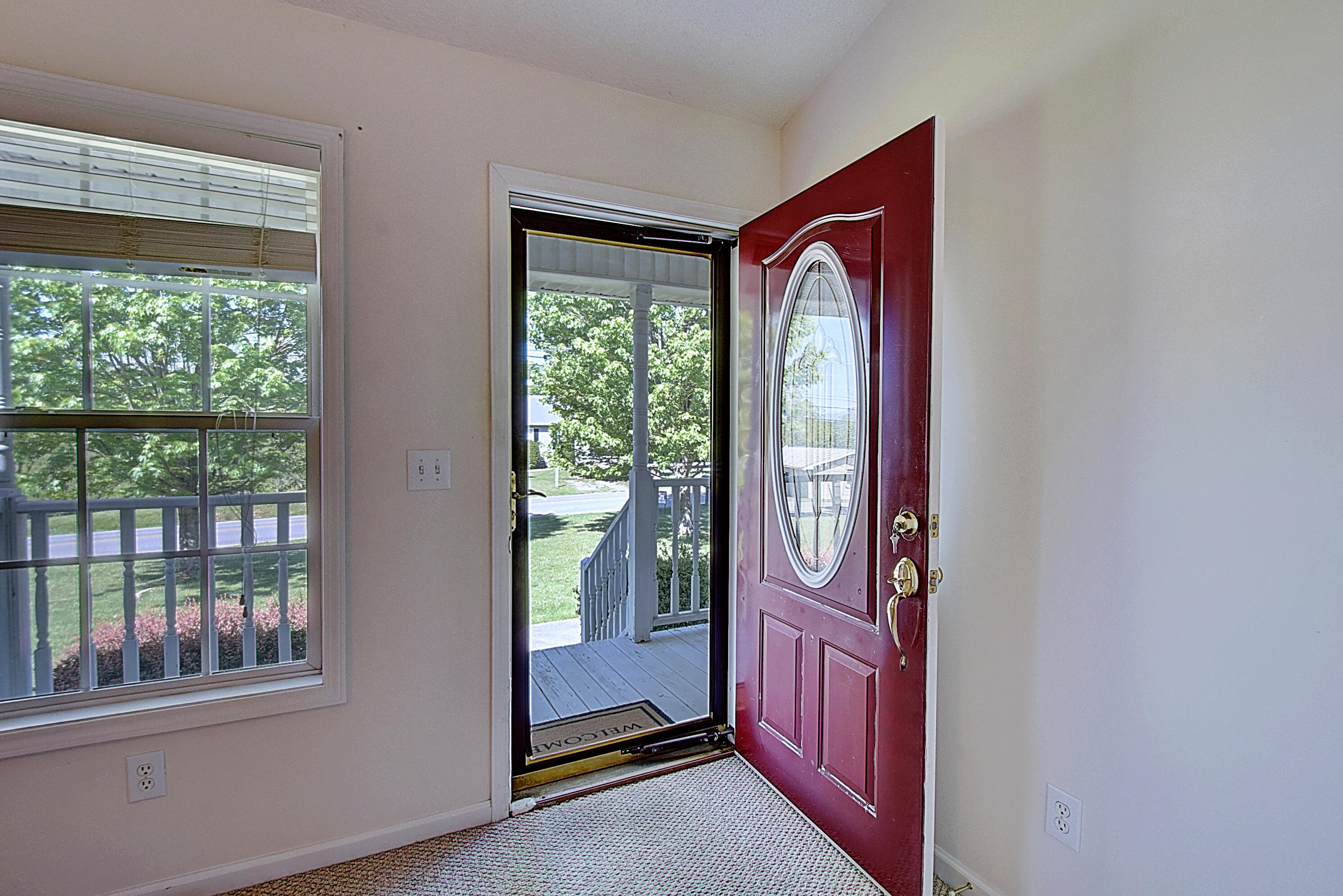 428 Old Embreeville Road Jonesborough, TN 37659 - Photo 7 of 37 DSC_0043And8more