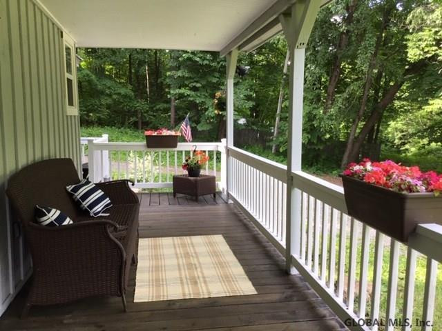 351 Lakeview Road Mayfield, NY 12117 - Photo 5 of 25 Photo 5