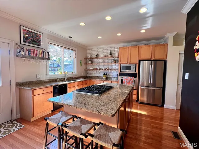 $420,000 | 5784 McPherson Avenue, St. Louis, MO 63112