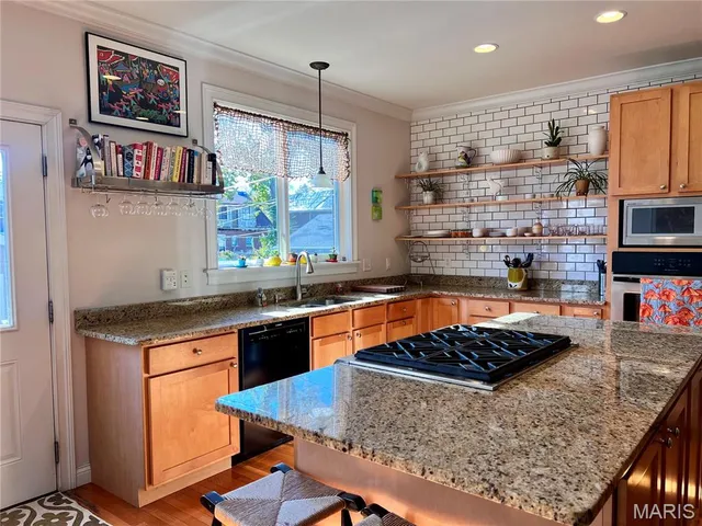 $420,000 | 5784 McPherson Avenue, St. Louis, MO 63112