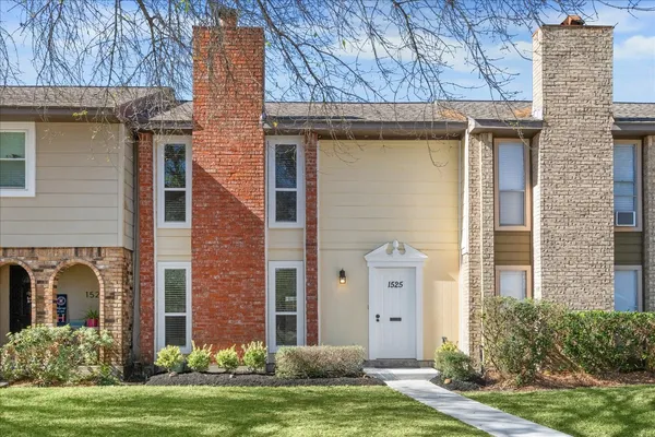$1,900 | 1525 Bonanza Road, Unit 525, Houston, TX 77062