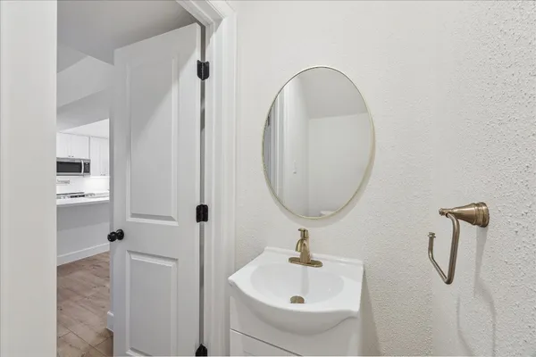 $1,900 | 1525 Bonanza Road, Unit 525, Houston, TX 77062