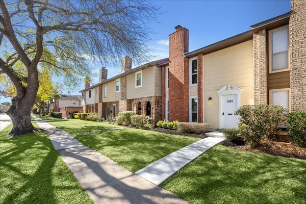 $1,900 | 1525 Bonanza Road, Unit 525, Houston, TX 77062
