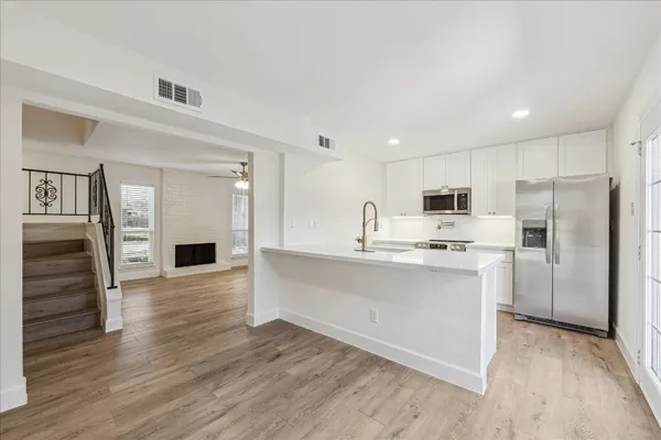 $1,900 | 1525 Bonanza Road, Unit 525, Houston, TX 77062
