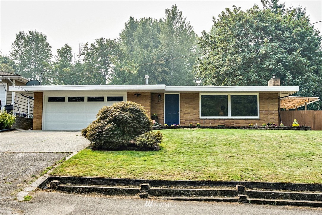 11235 Southeast 186th Street Renton, WA 98055 - Photo 1 of 25
