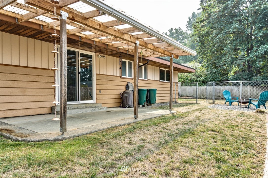 11235 Southeast 186th Street Renton, WA 98055 - Photo 20 of 25