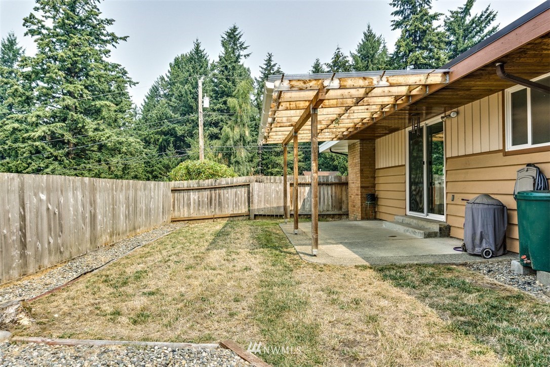 11235 Southeast 186th Street Renton, WA 98055 - Photo 21 of 25