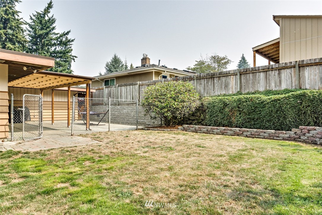 11235 Southeast 186th Street Renton, WA 98055 - Photo 22 of 25