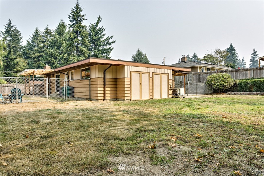 11235 Southeast 186th Street Renton, WA 98055 - Photo 23 of 25