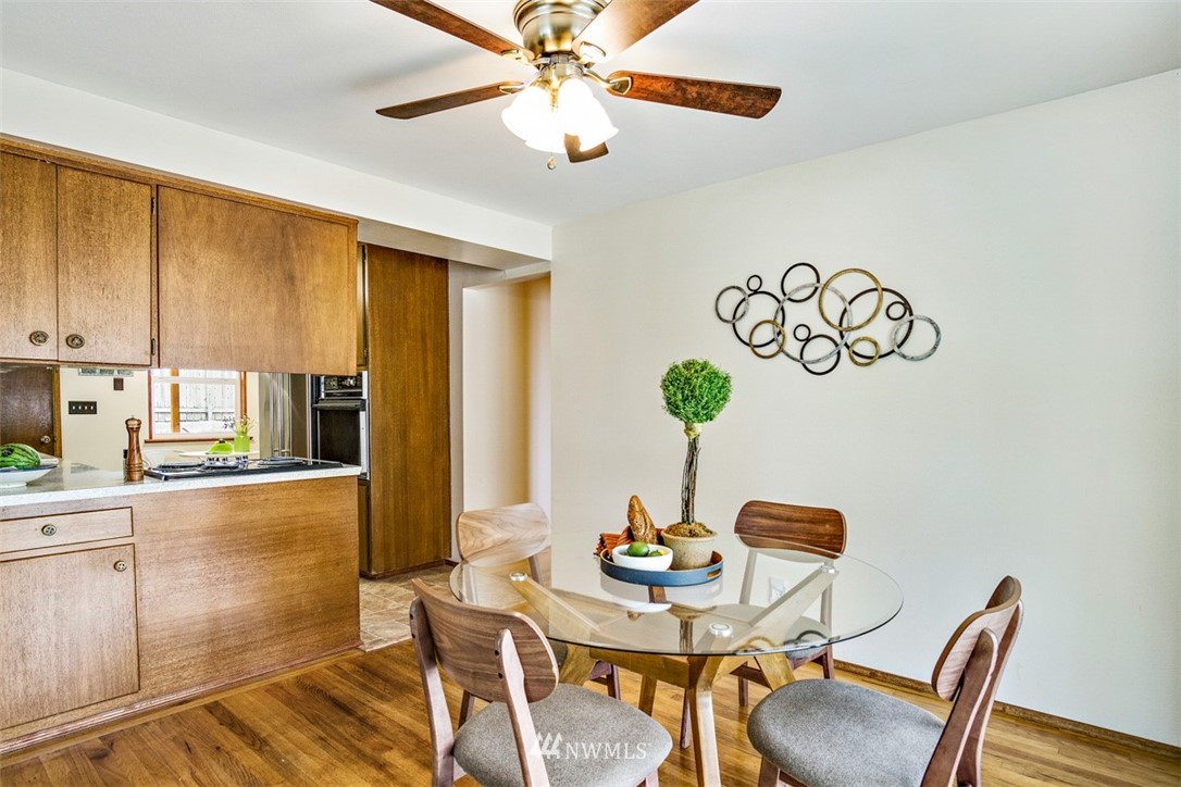 11235 Southeast 186th Street Renton, WA 98055 - Photo 7 of 25