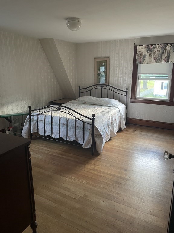 67 Thornton Street Springfield, MA 01104 - Photo 13 of 18