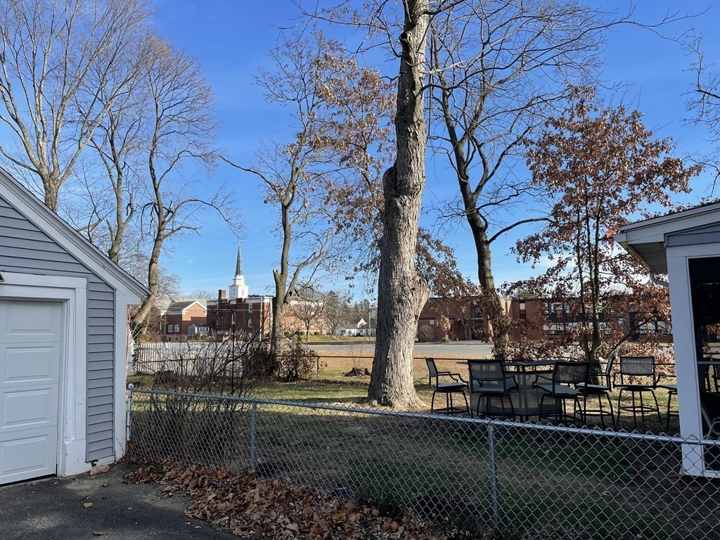 67 Thornton Street Springfield, MA 01104 - Photo 18 of 18