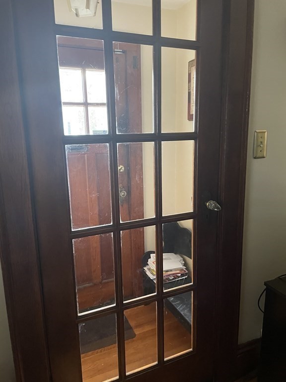 67 Thornton Street Springfield, MA 01104 - Photo 7 of 18