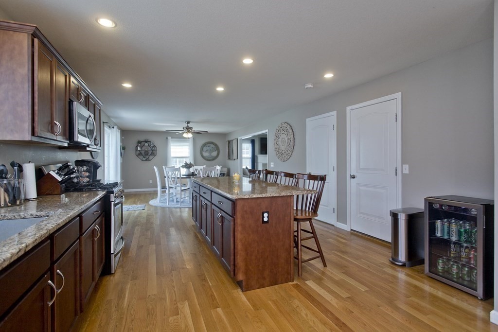 13 Wells Street Springfield, MA 01104 - Photo 11 of 34 Gallery Image 11