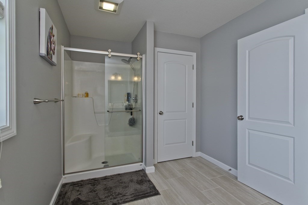 13 Wells Street Springfield, MA 01104 - Photo 17 of 34 Gallery Image 17