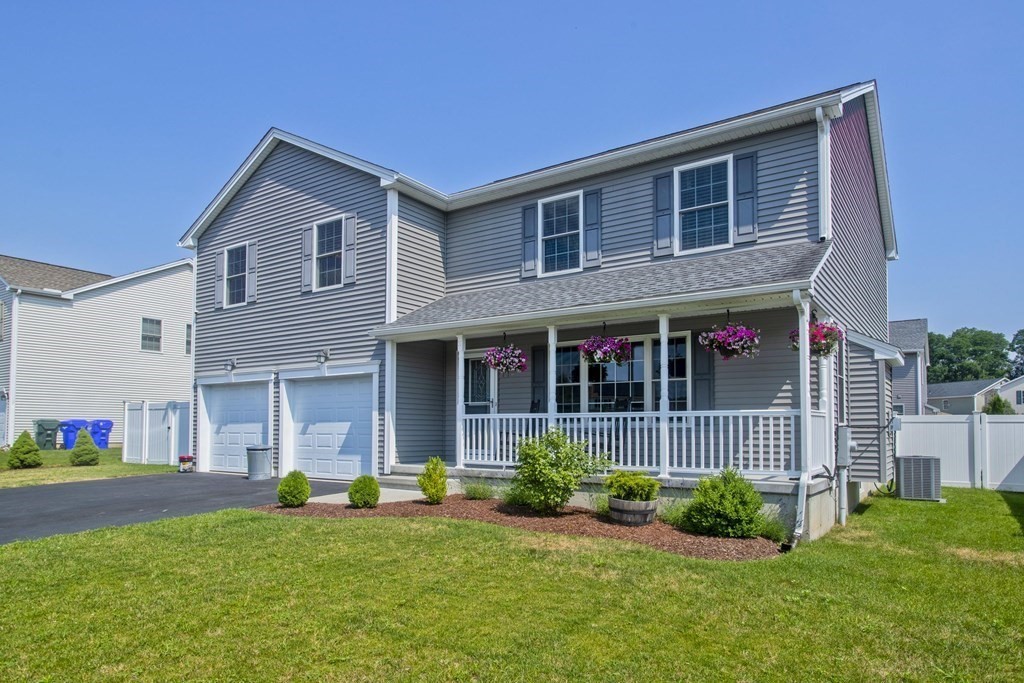 13 Wells Street Springfield, MA 01104 - Photo 2 of 34 Gallery Image 2